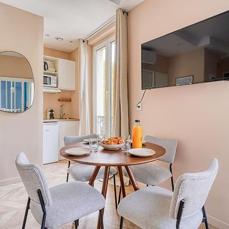 Appartement Colore Wagram - II パリ エクステリア 写真