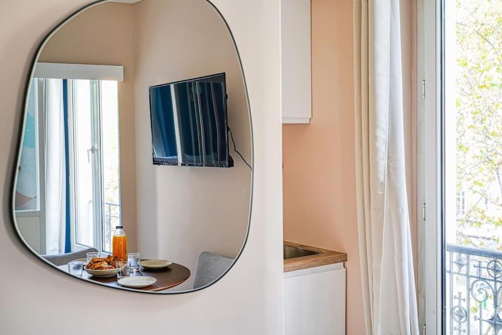 Appartement Colore Wagram - II パリ エクステリア 写真