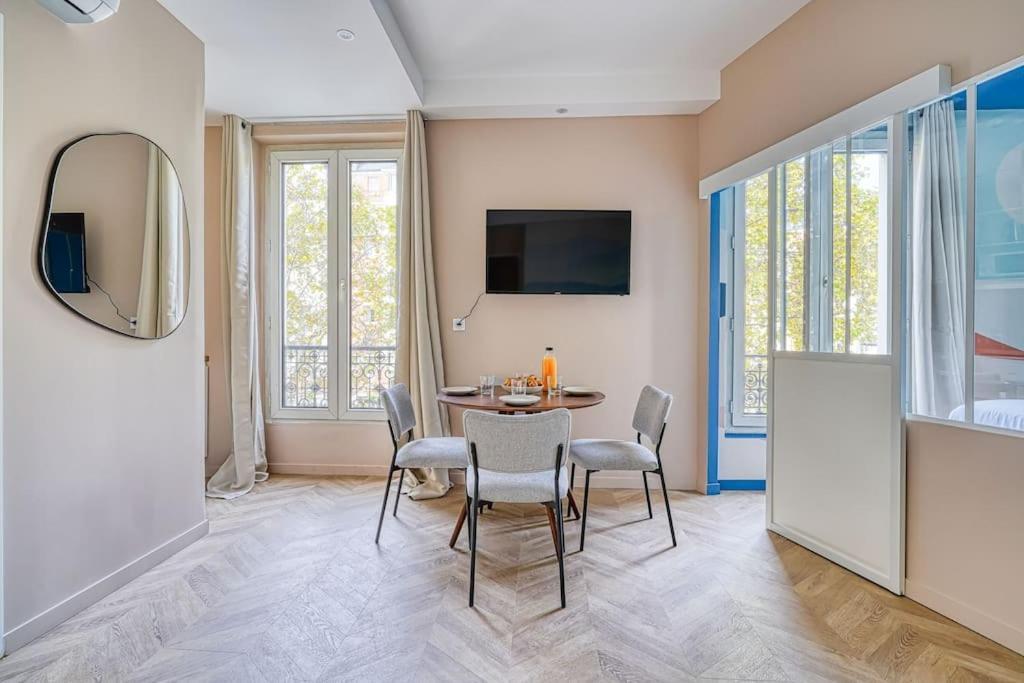 Appartement Colore Wagram - II パリ エクステリア 写真